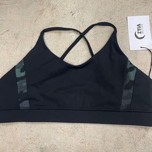 ZYIA sports bra NWT